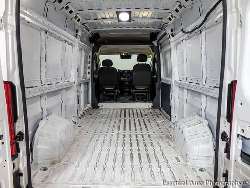Used 2023 RAM ProMaster 2500 FWD image 16