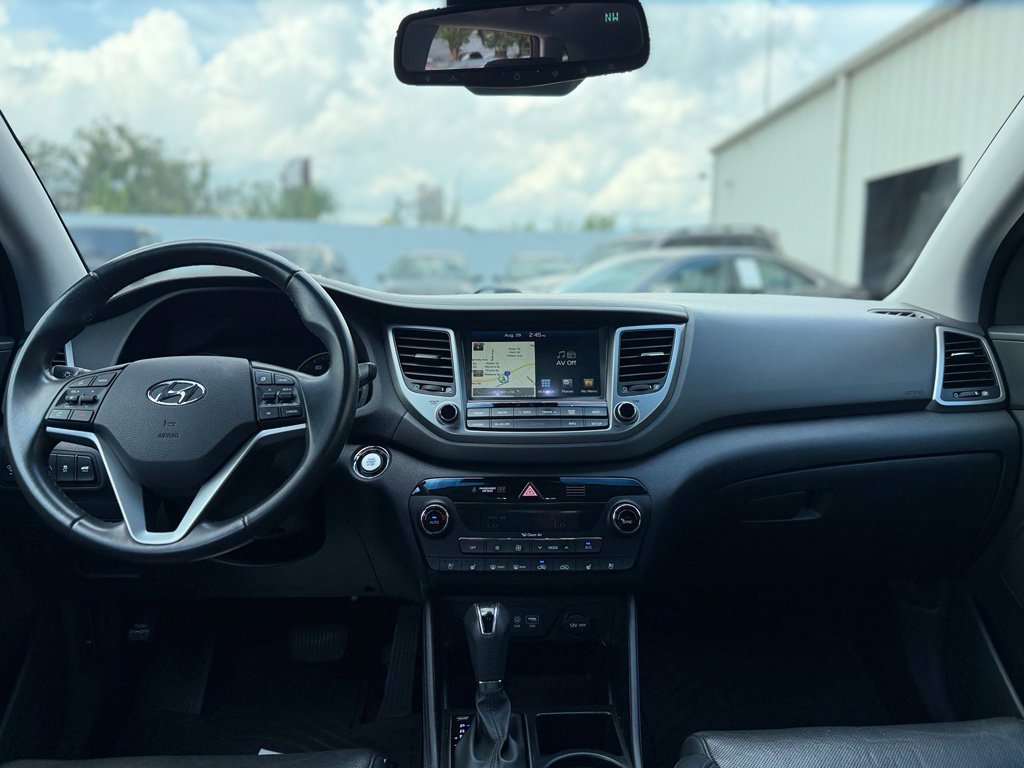 Used 2016 Hyundai Tucson Limited w/ Option Group 03 AWD/4WD image 27