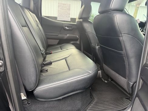 Used 2019 Toyota Tacoma TRD Pro image 11