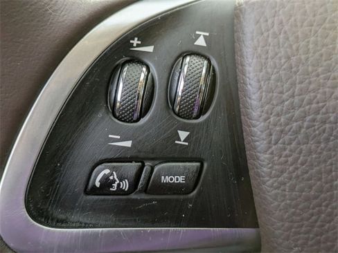 Used 2015 Jaguar XF Portfolio image 19