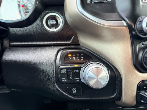 Used 2019 RAM 1500 Laramie w/ Trailer Tow Group AWD/4WD image 17