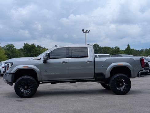 Used 2025 GMC Sierra 2500 Denali w/ Denali Reserve Package AWD/4WD image 6