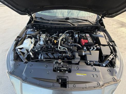 Used 2024 Nissan Altima 2.5 SV image 31