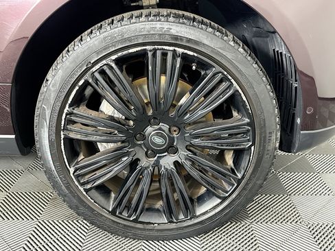 Used 2019 Land Rover Range Rover HSE image 31