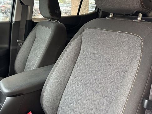 Used 2024 Chevrolet Equinox LT w/ LPO, Floor Liner Package image 11