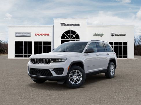New 2026 Jeep Grand Cherokee Laredo X image 1