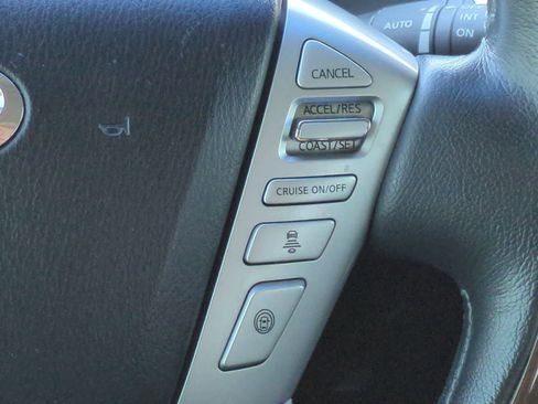 Used 2016 INFINITI QX80 4WD w/ Driver's Assistance Package image 26