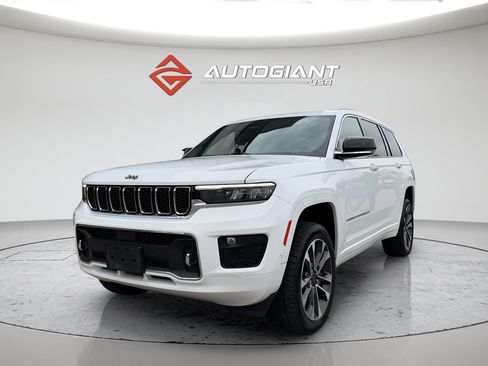 Used 2022 Jeep Grand Cherokee L Overland w/ Luxury Tech Group IV AWD/4WD image 5