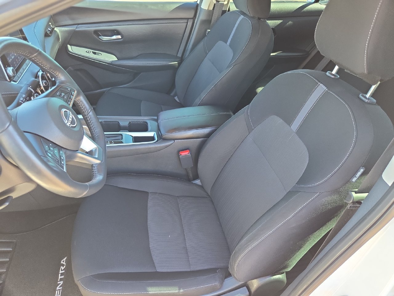 Used 2025 Nissan Sentra SV w/ All-Weather Package FWD image 14