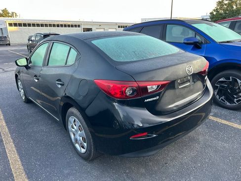 Used 2018 MAZDA MAZDA3 Sport FWD image 7
