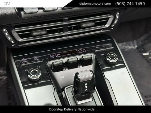 Used 2024 Porsche 911 Carrera S w/ Sport Package RWD image 27