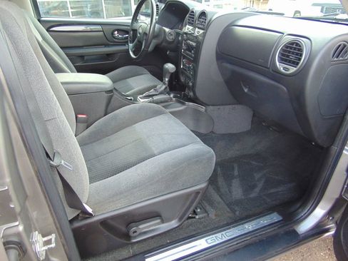 Used 2007 GMC Envoy SLE image 5