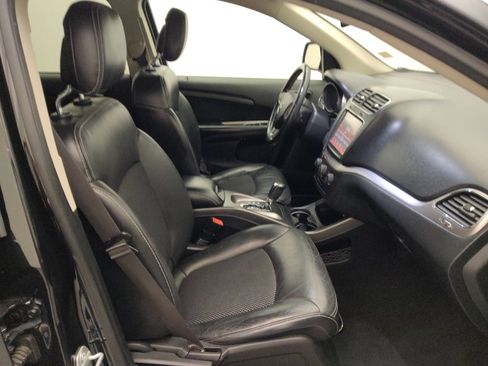 Used 2019 Dodge Journey Crossroad image 21