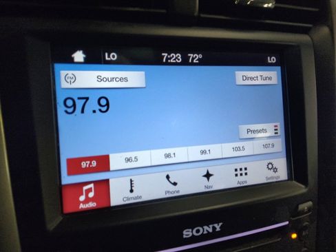 Used 2017 Ford Fusion Platinum image 25