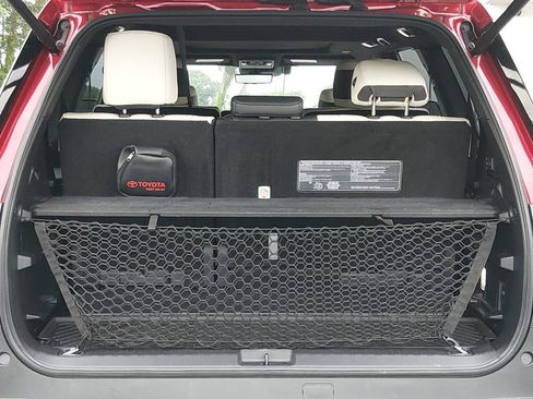Used 2023 Toyota Sequoia Capstone AWD/4WD image 16