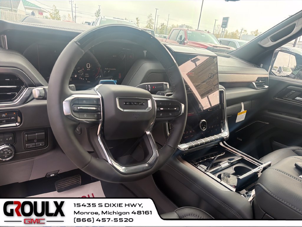 New 2027 GMC Yukon Denali w/ Denali Reserve Package AWD/4WD image 13