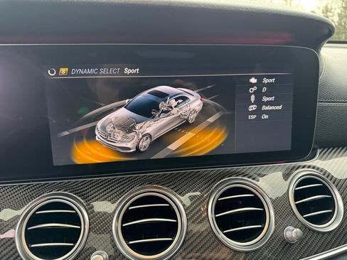 Used 2019 Mercedes-Benz E 53 AMG 4MATIC Sedan image 23