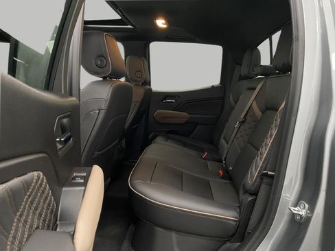 Used 2026 GMC Canyon Denali AWD/4WD image 30