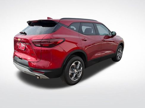 Used 2023 Chevrolet Blazer LT w/ Convenience Package AWD/4WD image 9
