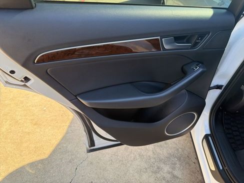 Used 2017 Audi Q5 2.0T Premium Plus w/ Technology Package image 13