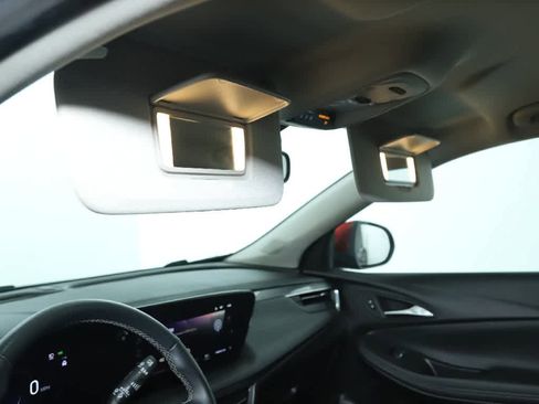 Used 2024 Buick Encore GX Avenir w/ Avenir Convenience Package image 18