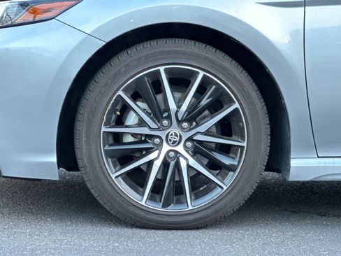 Used 2024 Toyota Camry SE image 21