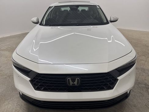 Certified 2023 Honda Accord EX-L image 2