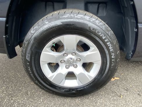 Used 2019 RAM 1500 Big Horn image 19