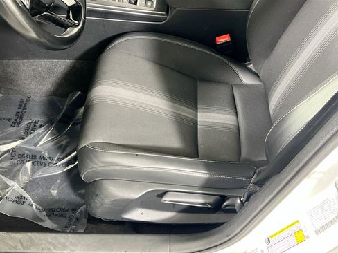 Used 2023 Honda Civic Sport image 18