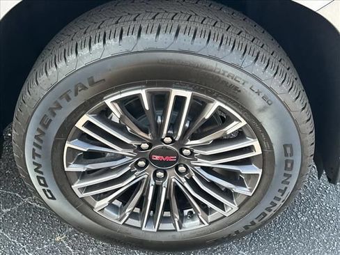 New 2026 GMC Yukon XL Elevation w/ Elevation Premium Package AWD/4WD image 15