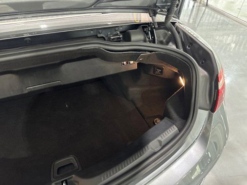 Used 2018 Mercedes-Benz E 400 4MATIC Cabriolet image 18