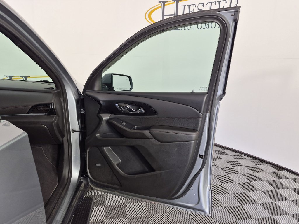 Used 2023 Chevrolet Traverse RS AWD/4WD image 36