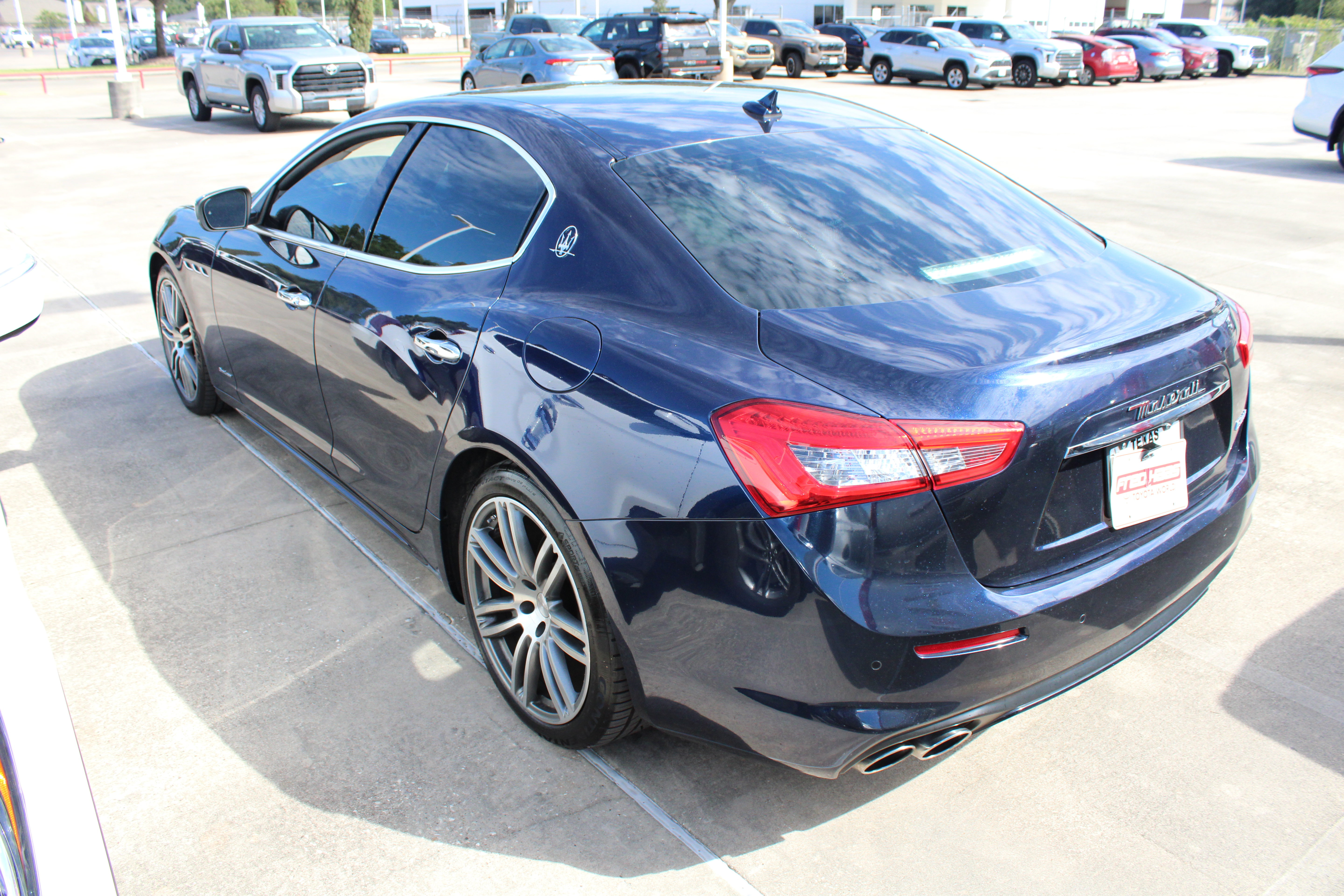 Used 2019 Maserati Ghibli GranLusso RWD image 8