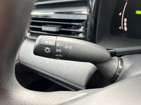 Certified 2025 Toyota Camry LE image 21