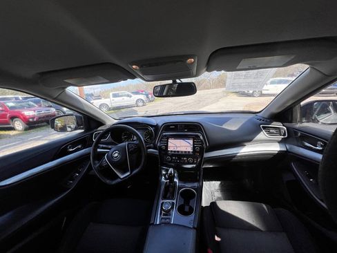 Used 2016 Nissan Maxima 3.5 S FWD image 12