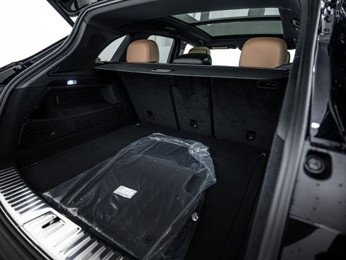 Certified 2026 Porsche Cayenne image 25