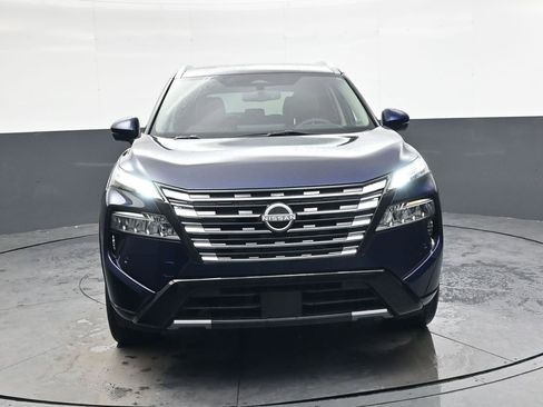 Used 2024 Nissan Rogue Platinum w/ Platinum Premium Package image 10