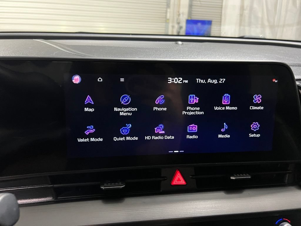 Used 2024 Kia Sportage EX FWD image 28