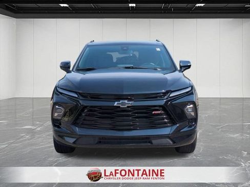Used 2025 Chevrolet Blazer RS FWD image 8