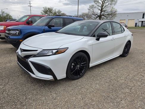 Used 2024 Toyota Camry XSE w/ Cold Weather Package image 1