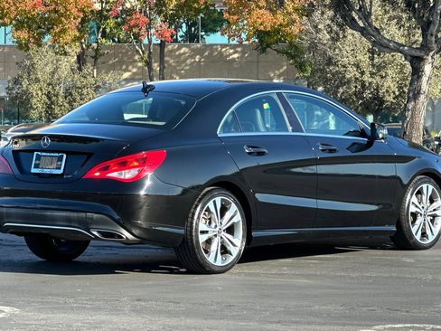 Used 2018 Mercedes-Benz CLA 250 image 4