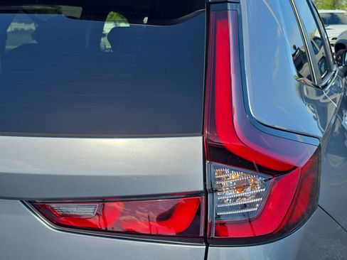 Certified 2025 Honda CR-V EX-L image 8