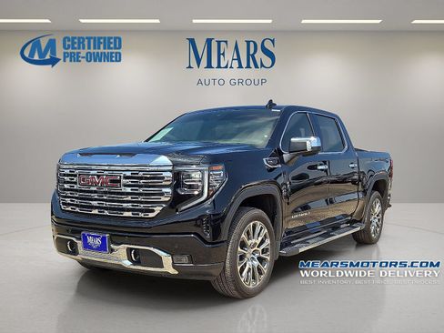 Used 2023 GMC Sierra 1500 Denali AWD/4WD image 1