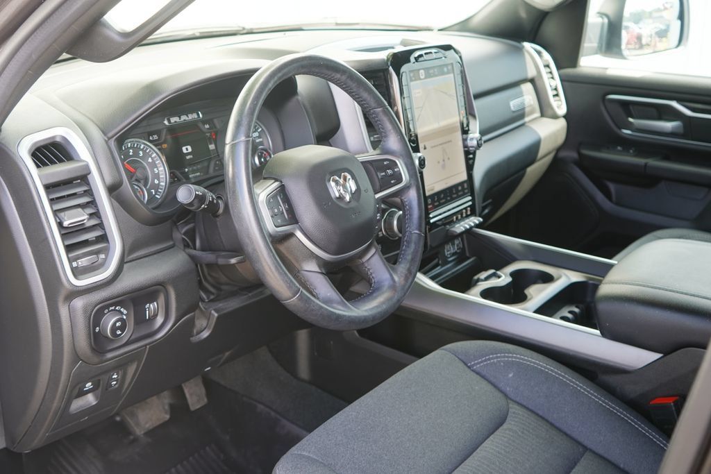 Used 2023 RAM 1500 Big Horn AWD/4WD image 14