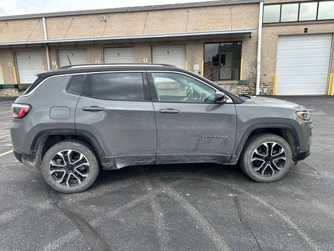 Used 2022 Jeep Compass Limited AWD/4WD image 5