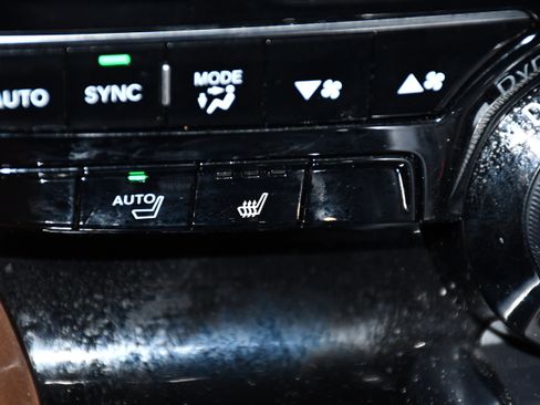 Certified 2024 Acura MDX SH-AWD w/ Technology Package image 29