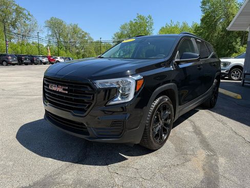 Used 2022 GMC Terrain SLE w/ Driver Convenience Package AWD/4WD image 7