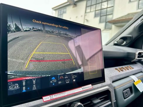 New 2026 Toyota 4Runner Trailhunter image 22