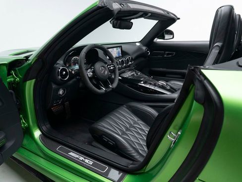 Used 2020 Mercedes-Benz AMG GT R image 13