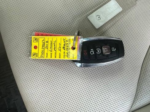 Used 2018 Lincoln MKC Reserve w/ MKC Technology Package AWD/4WD image 9